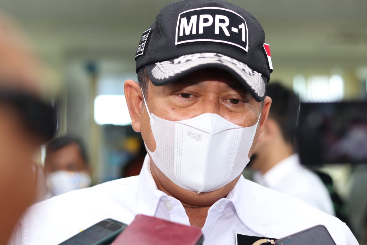 bambang-soesatyo-ketika-berada-di-balikpapan.jpg