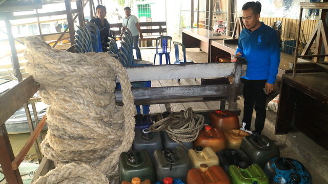 Nekat, 2 Warga Samarinda Curi BBM Langsung dari Sumur Perusahaan Migas