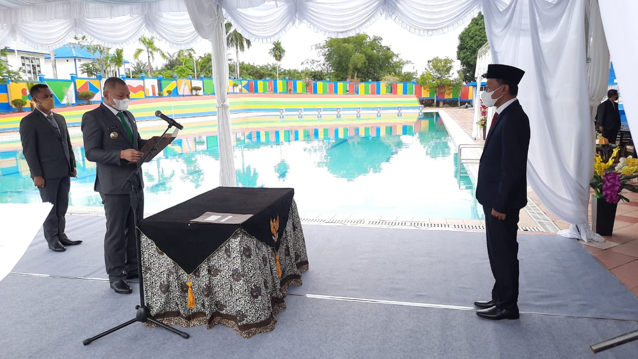 Lantik Dirut Perumda Tirta Kandilo, Bupati Paser Harapkan Bawa Semangat Baru