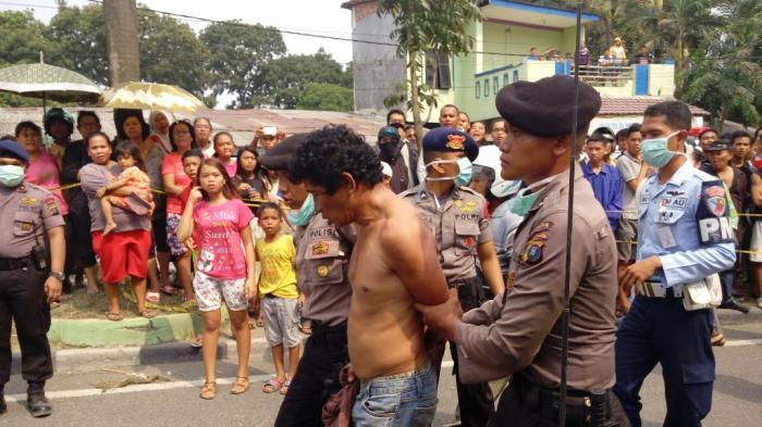 Dua Copet Ditangkap di Lokasi Pesawat Hercules Jatuh