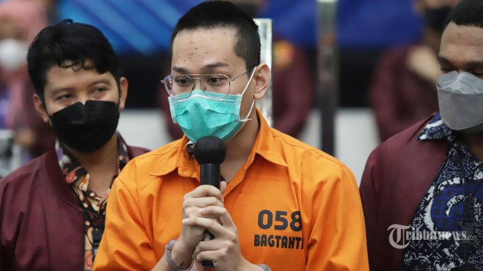 Indra Kenz Divonis 15 Tahun Penjara dan Denda Rp10 Miliar