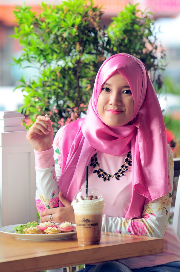 Tren Makan di Luar: Makan Sekaligus Silaturahmi