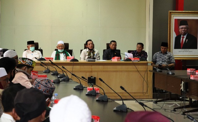 Massa ANAK NKRI Unjukrasa di Gedung DPRD Kaltim Tolak RUU HIP