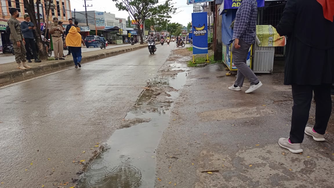 Soal Bahu Jalan, Warga Samarinda Seberang Minta Bangunan Terdampak Dibangun Kembali