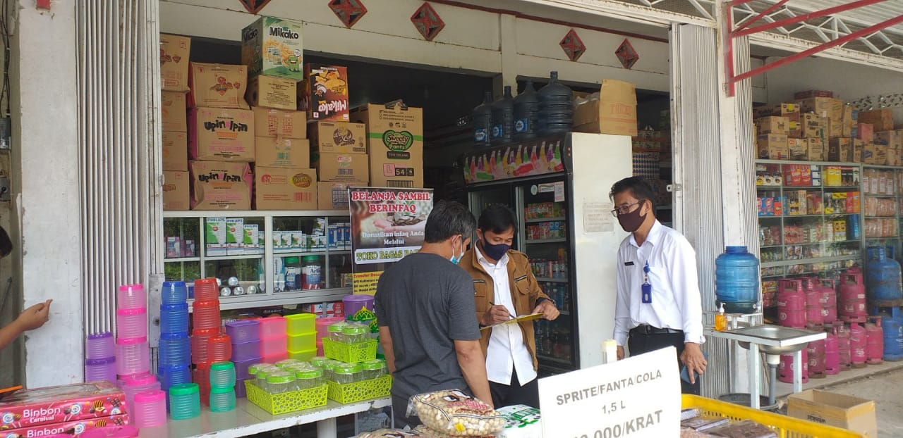 Jelang Lebaran, Disperindagkop PPU Gelar Operasi Pasar Antisipasi Barang Kedaluwarsa