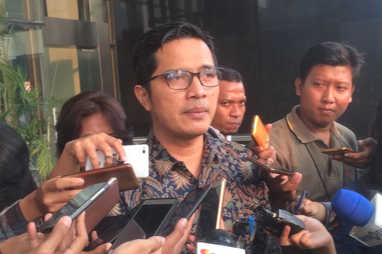 febri-diansyah-juru-bicara-kpk_20180831_102918.jpg