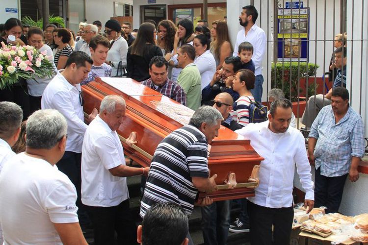 Ribuan Wanita Gelar Unjuk Rasa Tuntut Keadilan karena Gadis Belia Diculik, Diperkosa dan Dibunuh