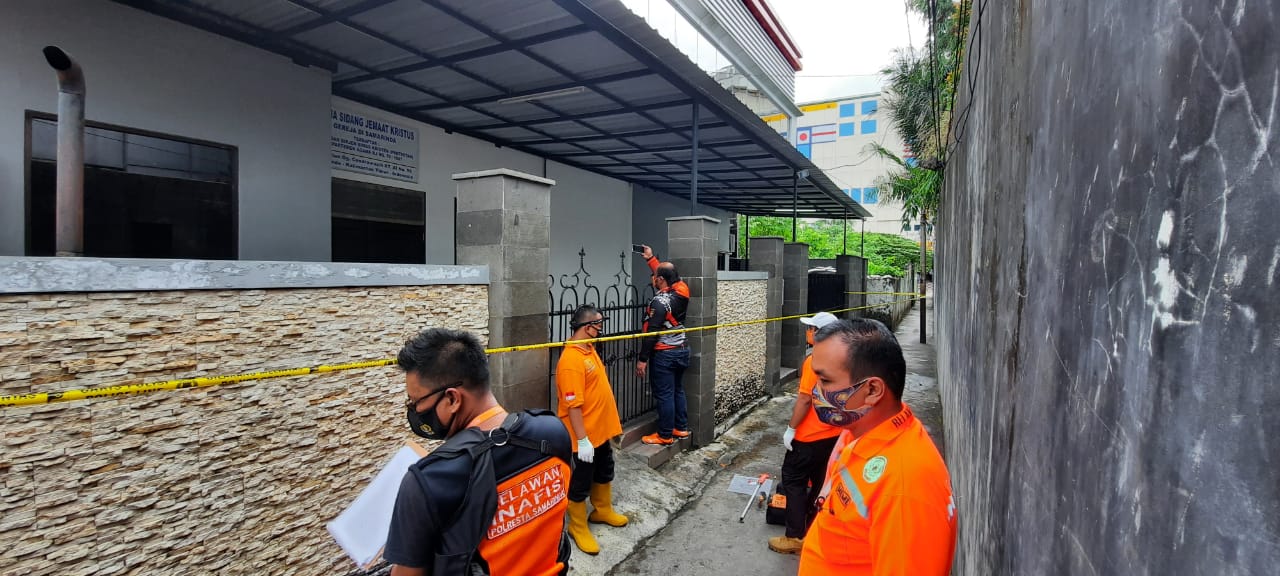 FOTO-FOTO Suasana Gereja di Samarinda yang Diduga Diserang Orang tak Dikenal, Polisi Olah TKP