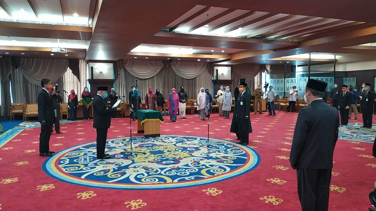BREAKING NEWS Dilantik Gubernur, Muhammad Sa'bani Resmi Menduduki Sekprov Kaltim