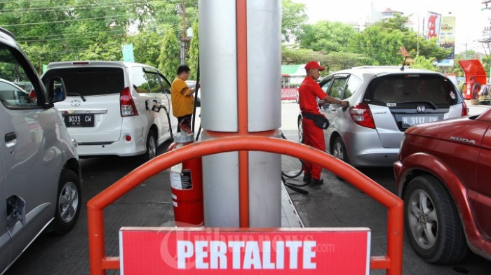 harga-pertalite-per-liter-resmi-gantikan-premium-jadi-bbm-penugasan-pertamina-ungkap-stok-kuota.jpg