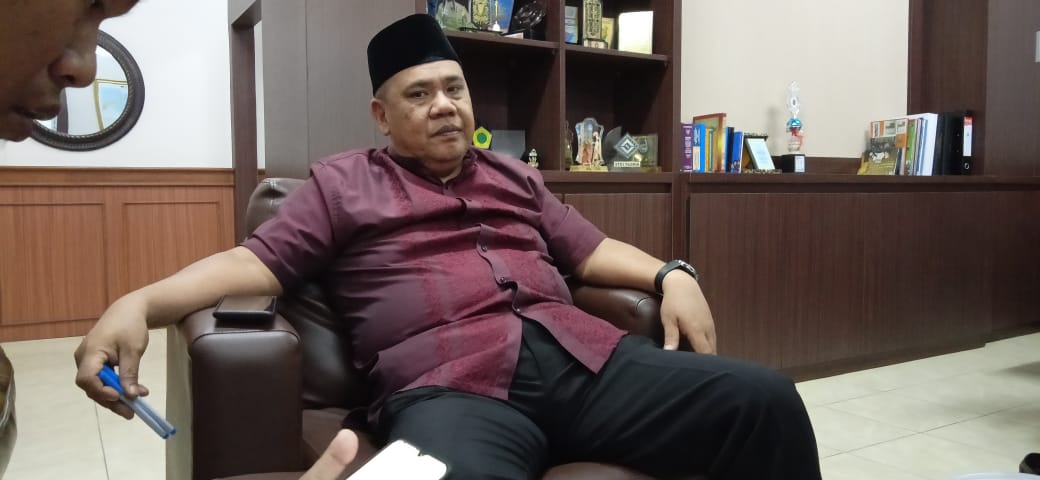 ikut-kebijakan-bos.jpg