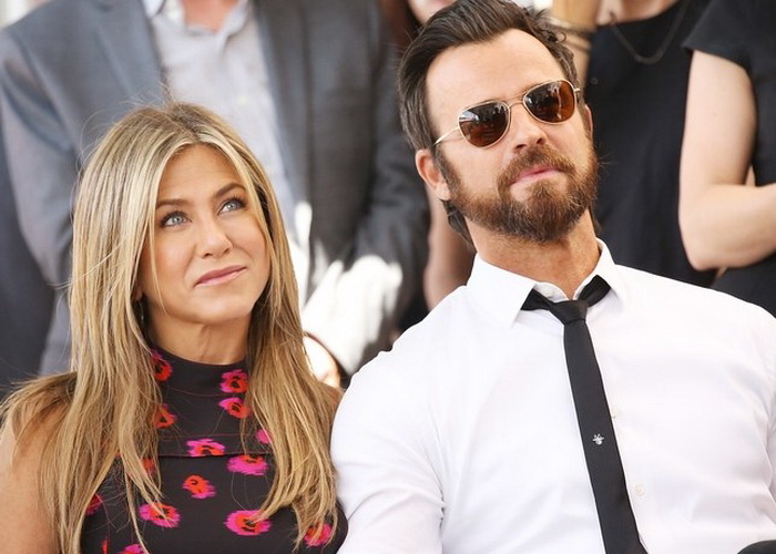 jennifer-aniston-dan-justin-theroux_20180323_153920.jpg