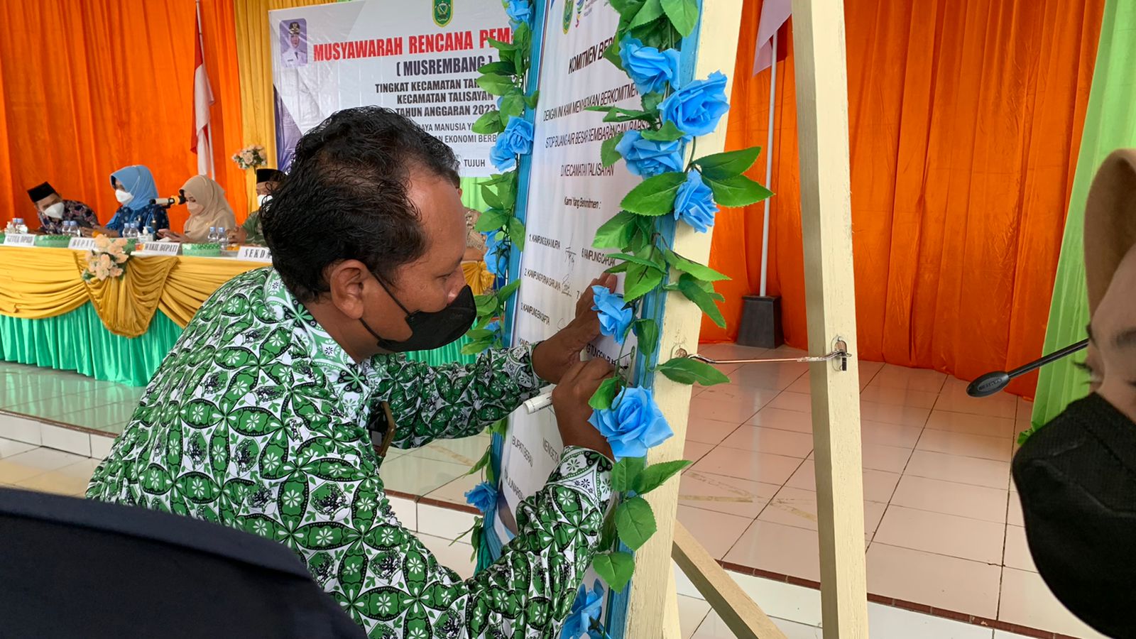 Warga Satu Kampung di Talisayan Berau Masih Buang Air Besar di Sungai, Tak Punya Biaya Bangun Kakus
