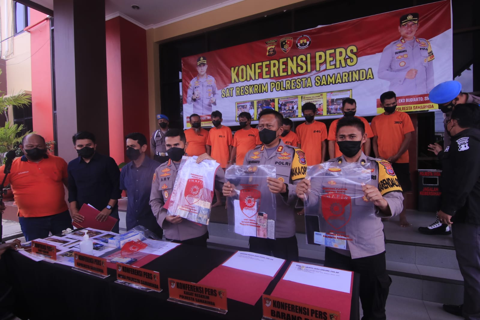 7 Bandar Judi di Samarinda Dibekuk Polisi, Raup Untung Jutaan per Hari