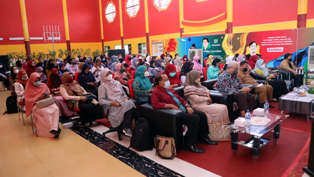 kegiatan-pelatihan-yang-diselenggarakan-di-universitas-mulia-balikpapan.jpg