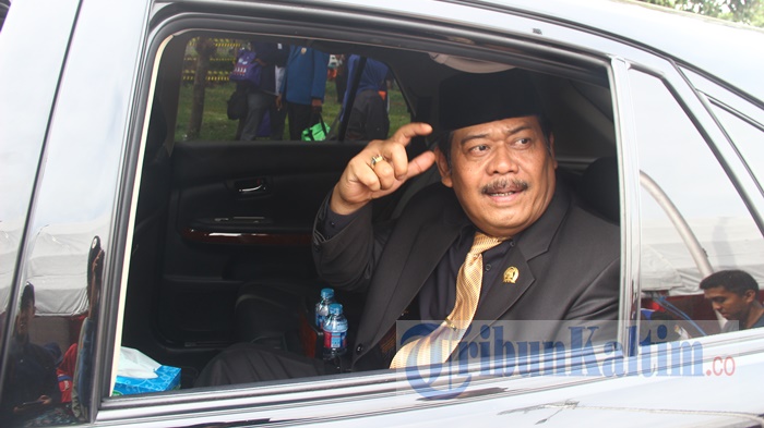 ketua-dprd-balikpapan-abdulloh_20170210_160734.jpg