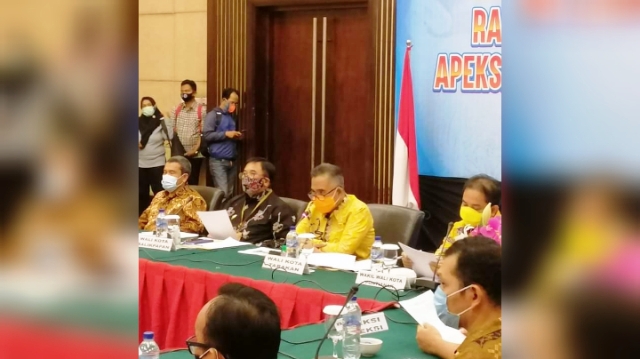 khairul-apeksi-rakerwil-di-balikpapan.jpg