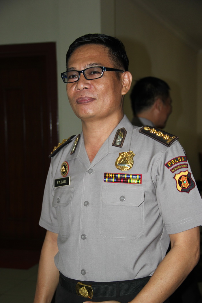 kombes-pol-fajar-setiawan_20151108_160002.jpg