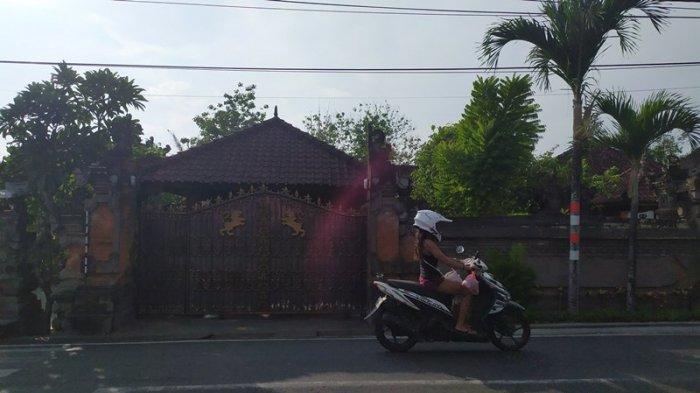 Rumah Dirut Garuda yang Dipecat Paling Mewah di Kampungnya, tapi Ari Askhara Tidur di Tempat Lain