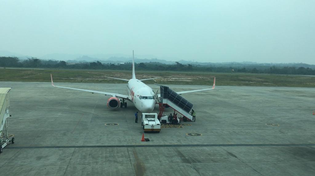 Taxiway Selesai Diperbaiki, Jarak Pandang Bagus, Operasional Bandara APT Pranoto Berjalan Normal