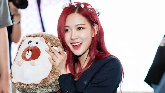 Baru Saja Berulangtahun Ke-22, Intip Rahasia Olahraga Rose BLACKPINK yang Bikin Tubuhnya Langsing