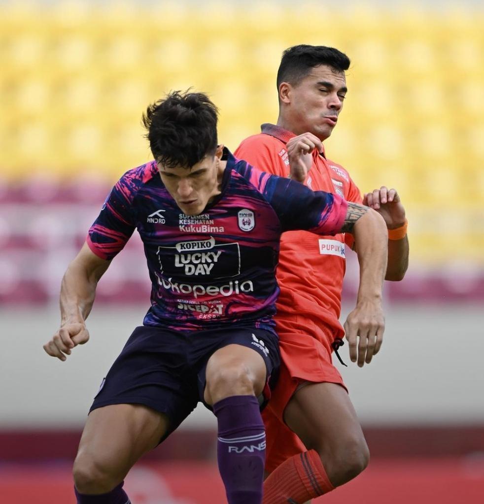 Babak Pertama Liga 1 Borneo FC vs RANS Nusantara, Sepakan Salto Matheus Pato Belum Sukses