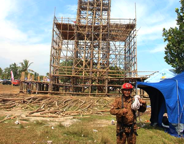 menara-110-meter-untuk-kibarkan-merah-putih-seluas-1000-m2-di-tanjung-tengah-penajam_20171027_195947.jpg
