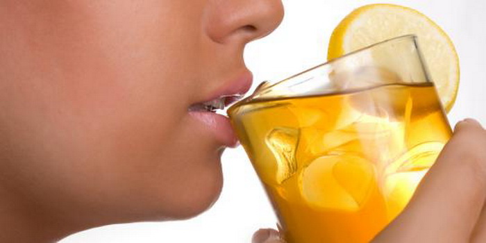 Minum Air Dingin Bikin Kamu Gemuk, Mitos atau Fakta?