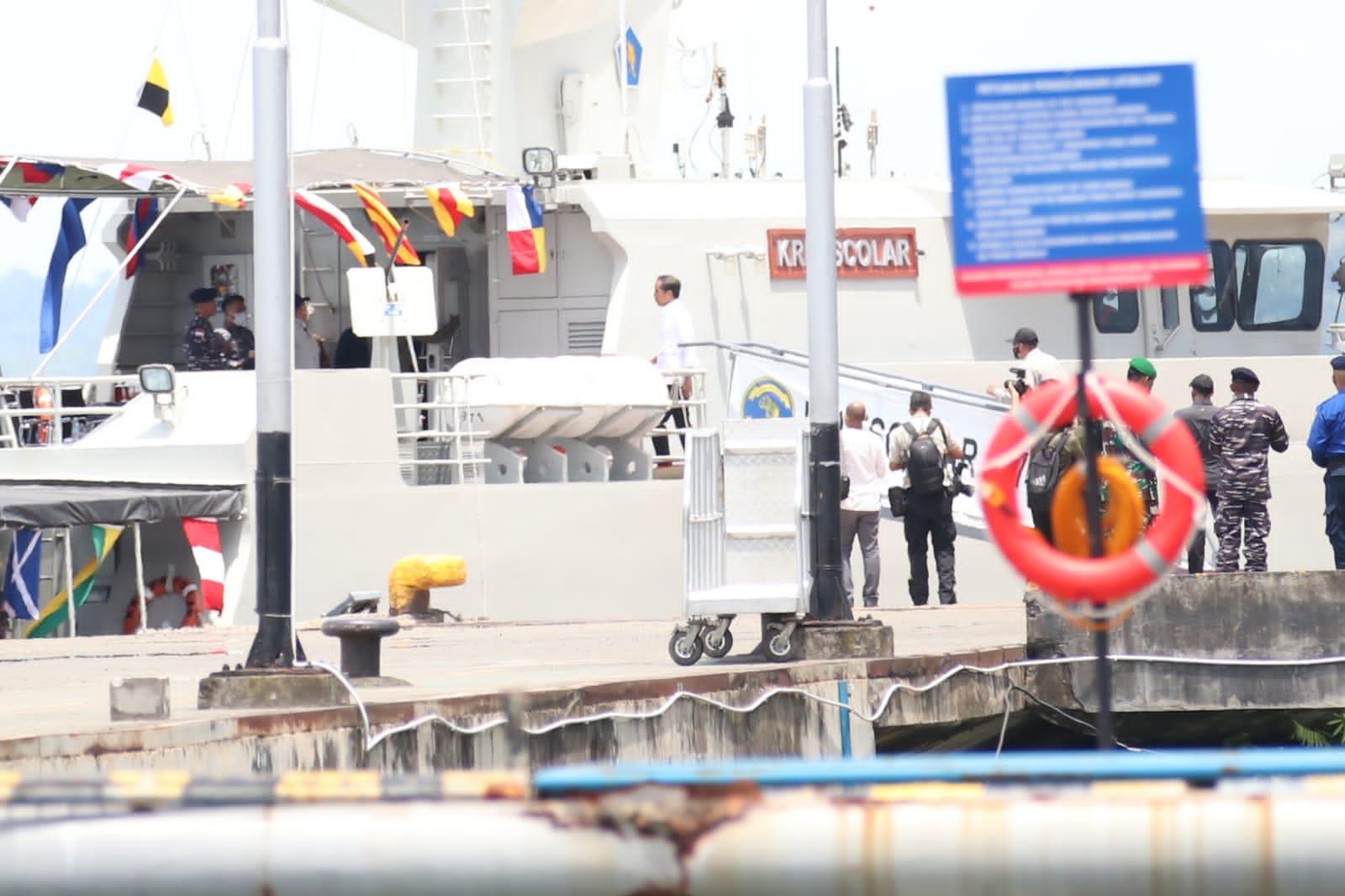 naik-kapal-ke-ikn-nusantara-tni-al.jpg