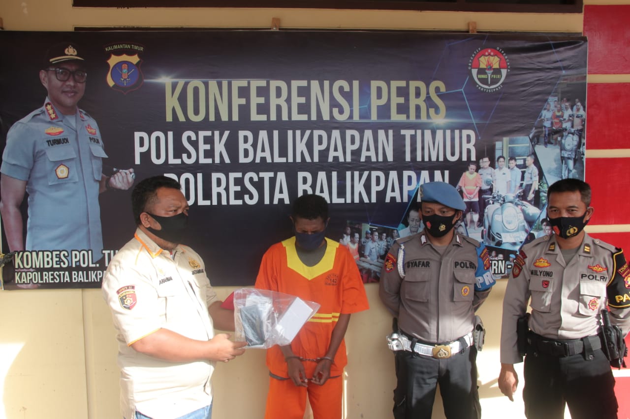 Baru Kena PHK, Pria di Balikpapan Nekat Congkel Rumah Orang, Lalu Sikat Handphone dan Uang
