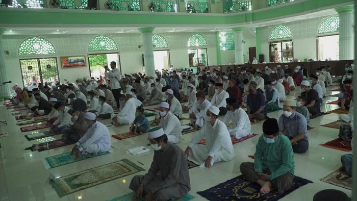 pelaksanaan-shalat-idulfitri-di-mesjid-agung-al-hijrah-fix-lagi-4.jpg
