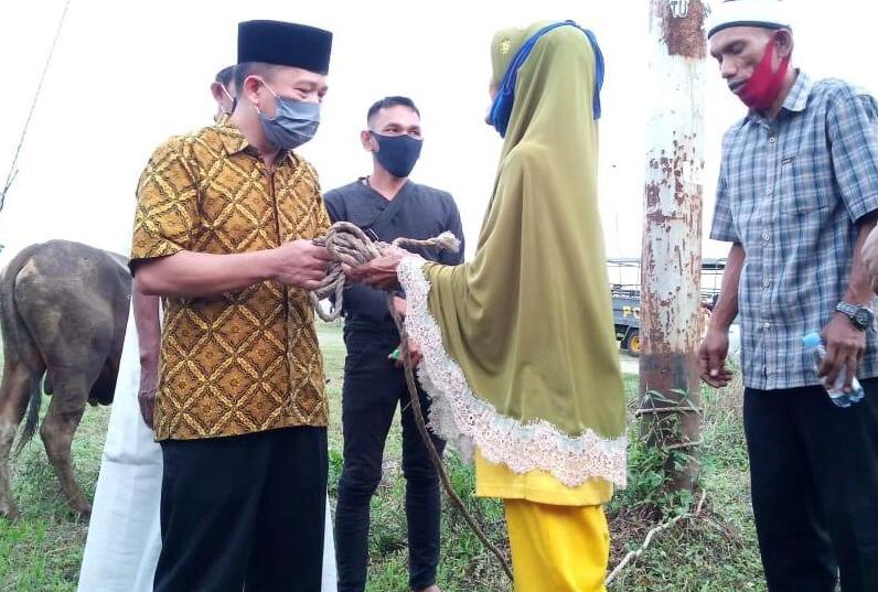 Nenek Sumiati di Kukar Menabung 15 Tahun, Idul Adha Ini Dia Berkurban Satu Ekor Sapi dan Kambing