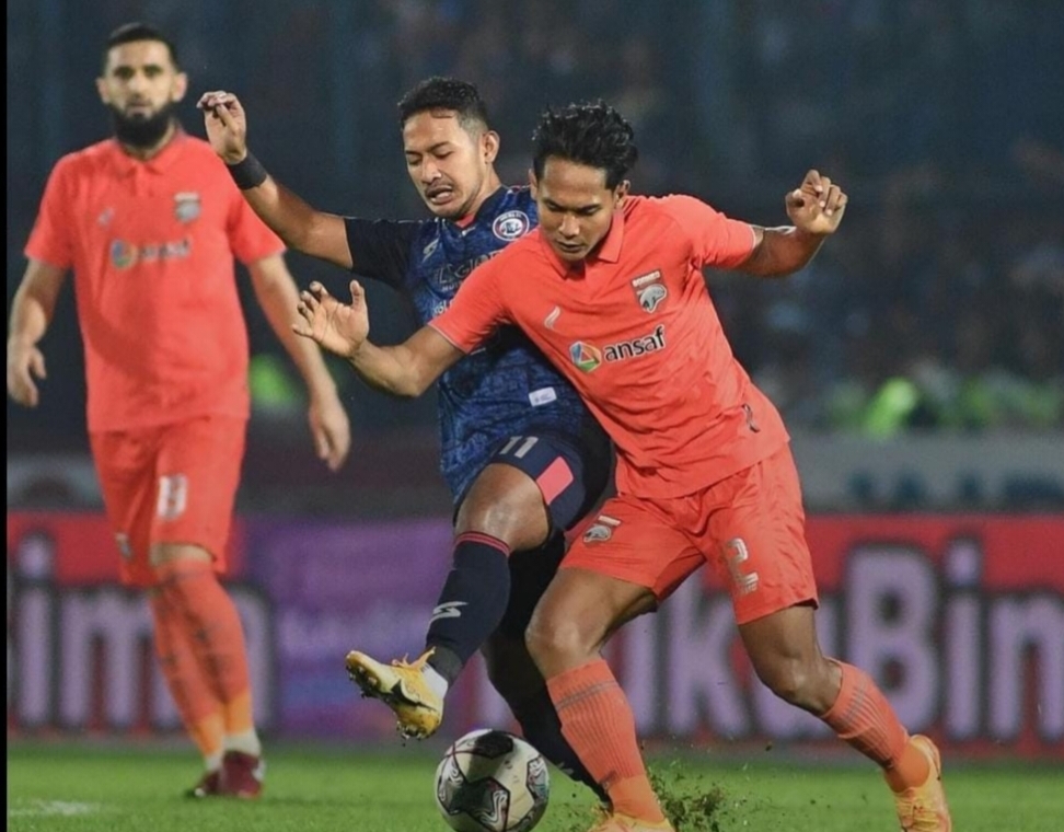 pertandingan-antara-borneo-fc-melawan-arema-fc-yang-dimenangkan-tim-tuan-rumah.jpg