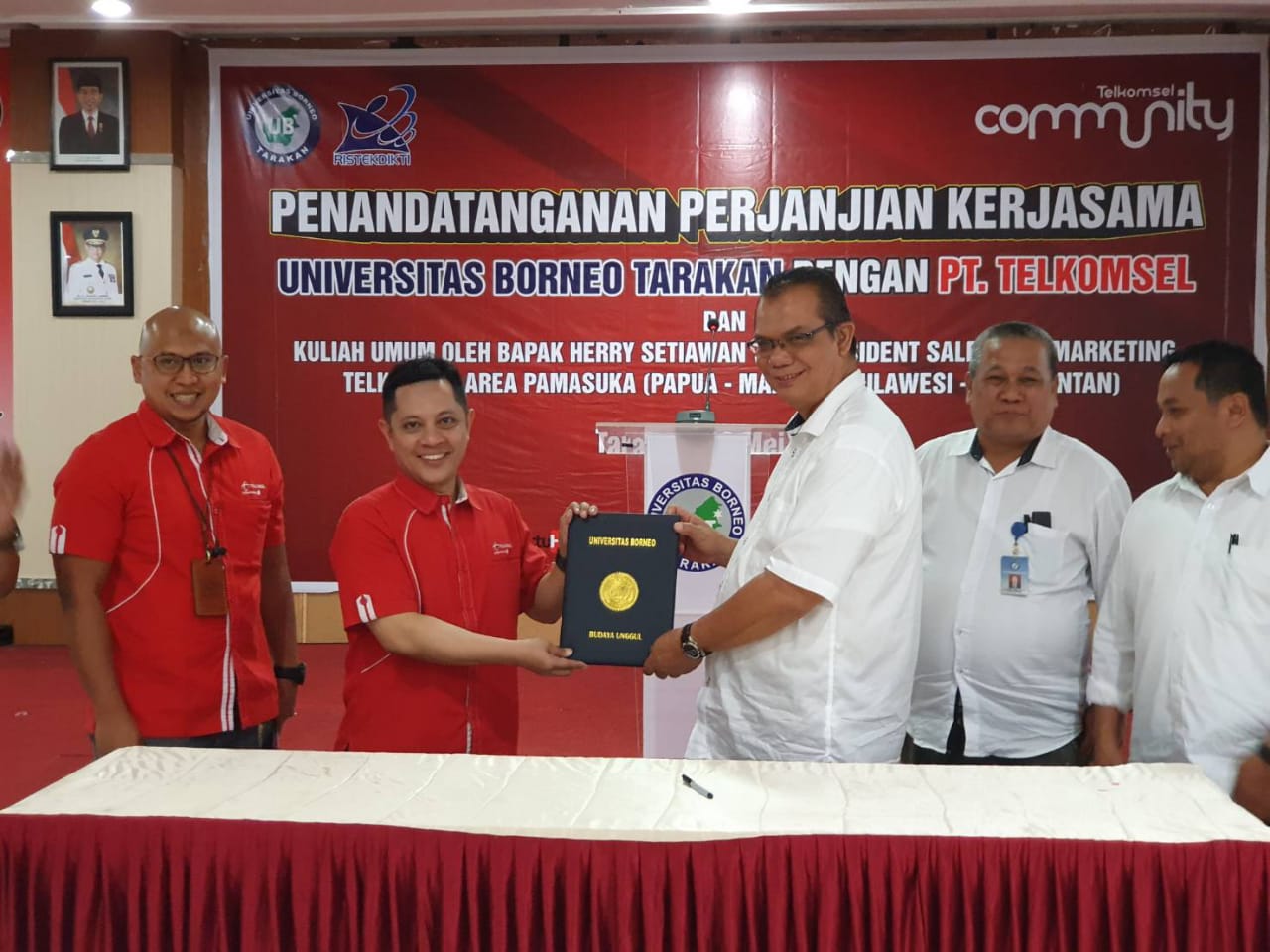 pertemuan-telkomsel-dengan-rektor-universitas-borneo-tarakan.jpg