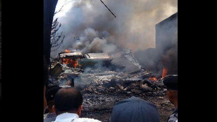 Pilot Hercules Sempat Minta RTB, lalu Mendadak Belok Kanan dan Terjatuh