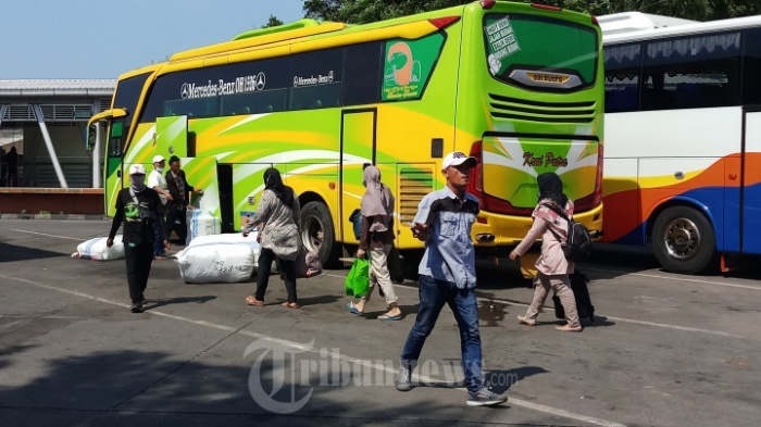po-bus-yang-mendapat-izin-pemerintah-untuk-beroperasi-selama-mudik-lebaran-2021-perhatikan-tandanya.jpg