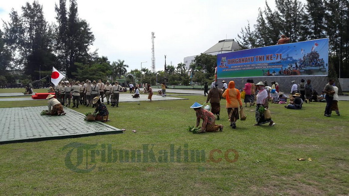 Mau Tahu Bagaimana Ratusan Prajurit TNI Berakting?