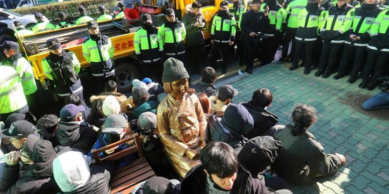 Protes Kebijakan Kontroversial Pemerintah, Biksu Korea Selatan Bakar Diri