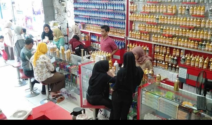 Raja Parfum Samarinda Buka Lowongan Kerja Bidang Media Sosial, Berikut Ketentuan Selengkapnya
