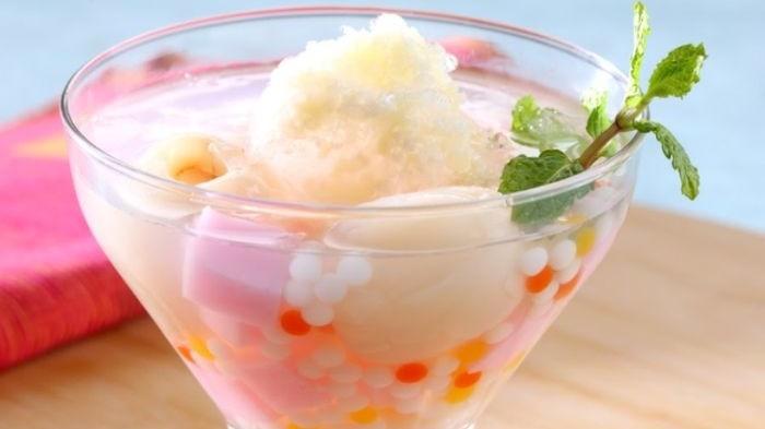 Resep Es Leci Jeli, Minuman Segar dengan Tampilan Cantik yang Bikin Momen Kumpul Lebih Ramai