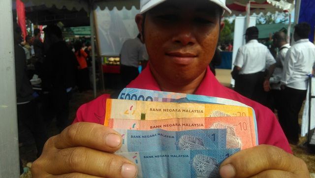 10 Tahun Bekerja di Malaysia, Pria Ini Sebut Uang Ringgit Lebih Menguntungkan Dibanding Rupiah