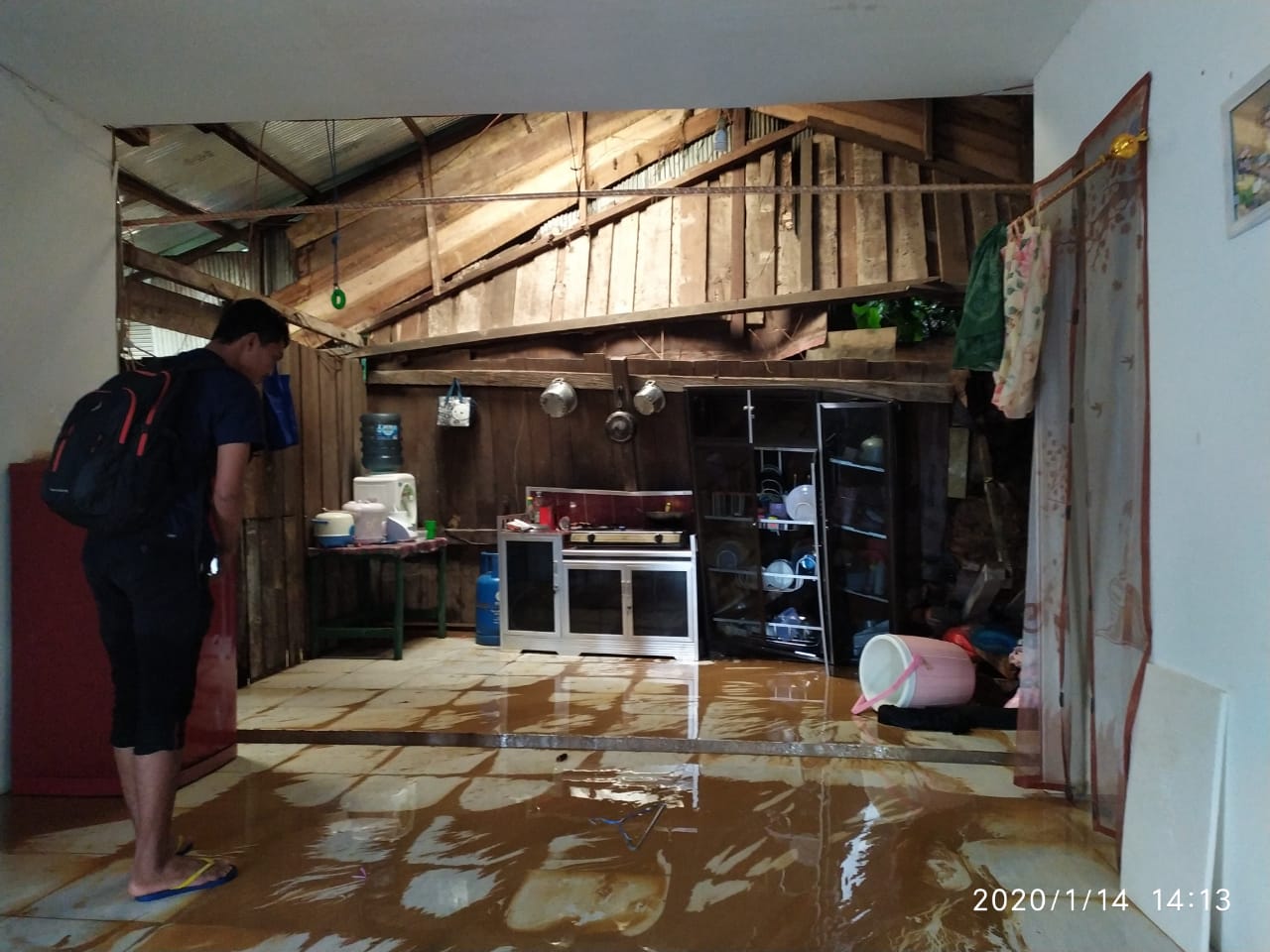 Samarinda Diguyur Hujan, Rumah Warga di Selili Terkena Longsor, Penghuni Rumah Selamat