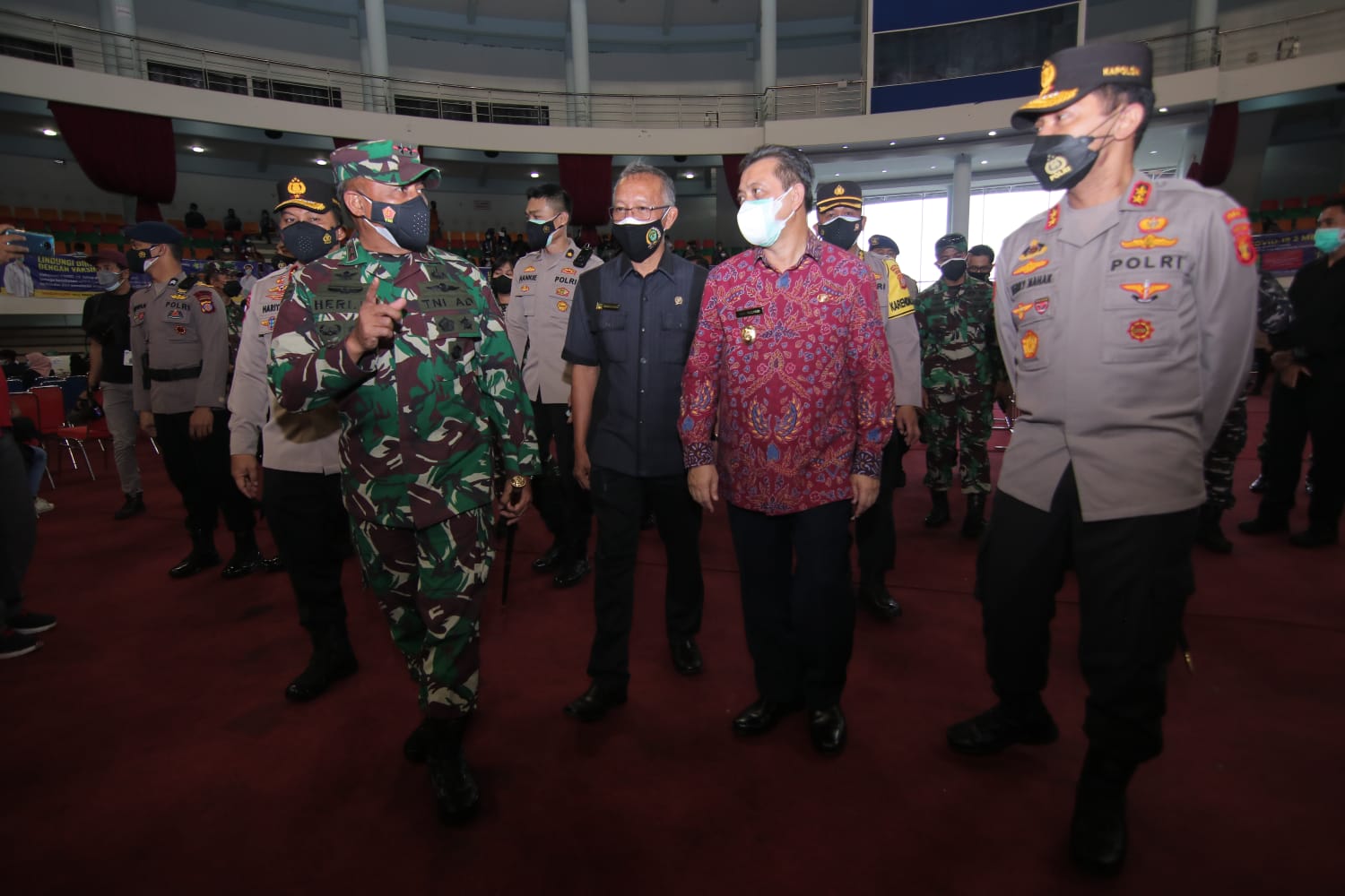 Serbuan Vaksin di Balikpapan, TNI-Polri Siapkan 5.000 Dosis
