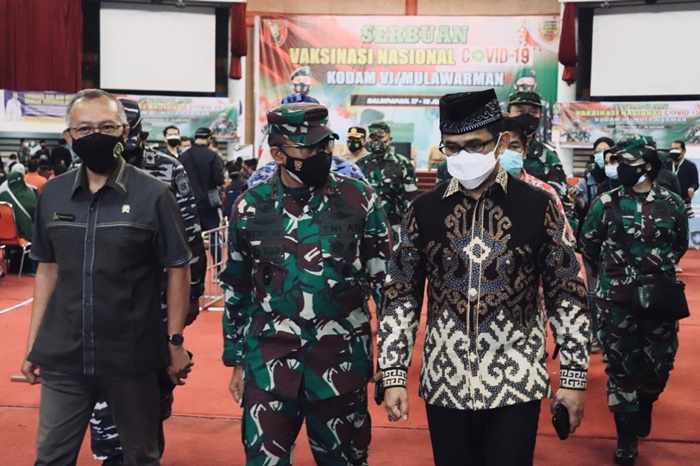 serbuan-vaksinasi.jpg