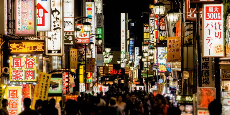 Wah. . .  Gara-gara Kurang Bercinta, Penduduk Jepang Menyusut 300.000 Jiwa