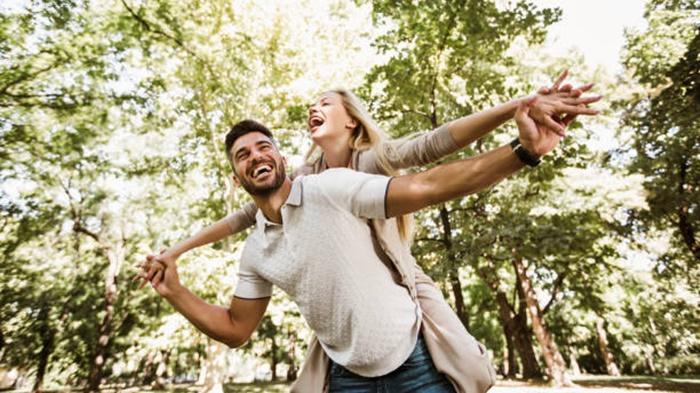 shio-zodiak-happy-couple-pasangan-bahagia.jpg