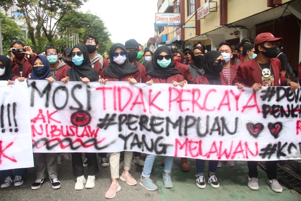 Sesuai Harapan Gubernur, Aksi Demo Mahasiswa Tolak Omnimbus Law Jilid 3 di Balikpapan Lebih Kondusif