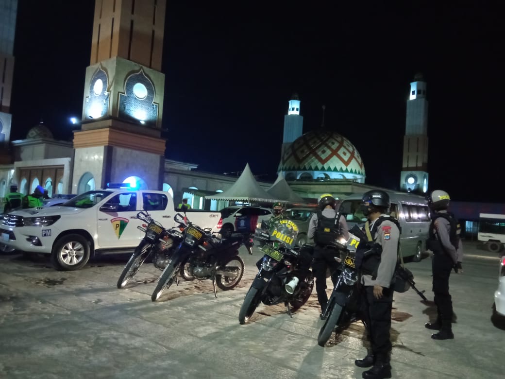 suasana-patroli-malam-di.jpg