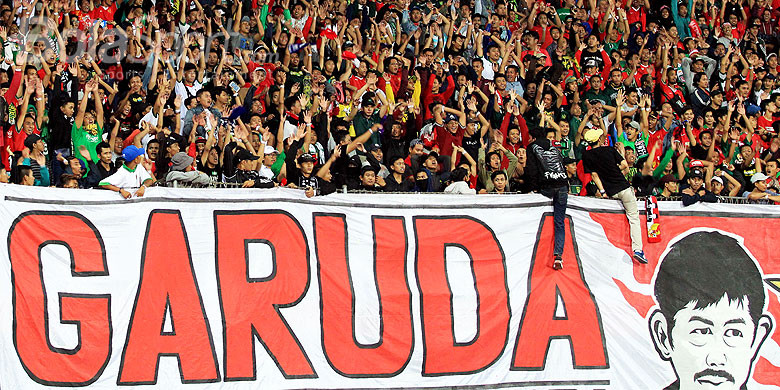 Massa yang Antre Beli Tiket Timnas U-19 RI Vs Malaysia Membludak, Petugas Keamanan Kewalahan