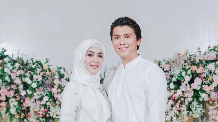 syahrini-dan-reino-barack-new-0409.jpg